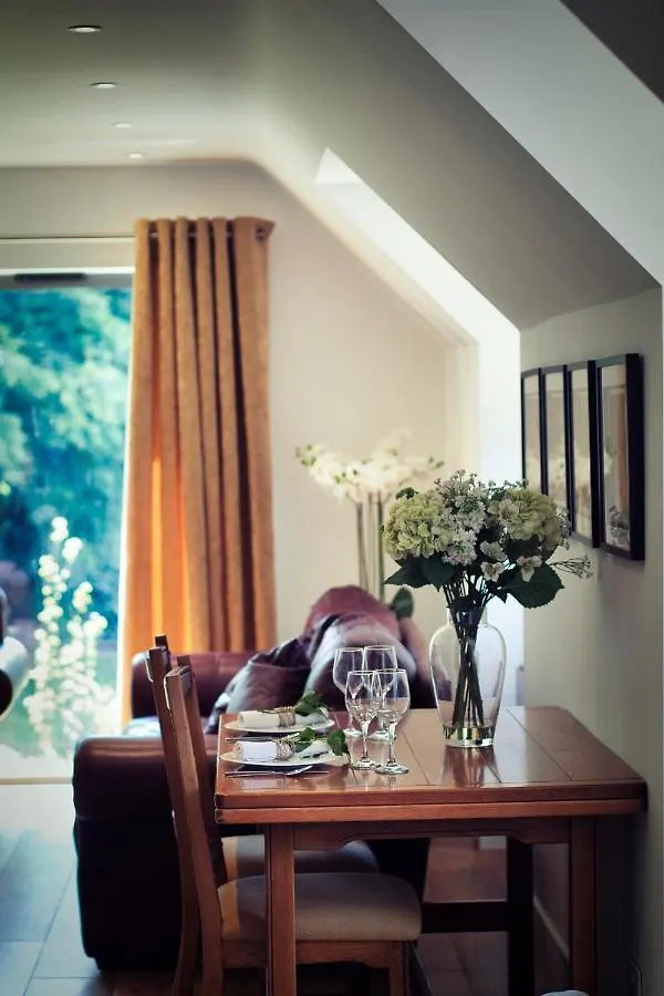 The Loft At Hewletts Farm - Stunning Apartment On The Cotswold Way Close To Cheltenham 0*,