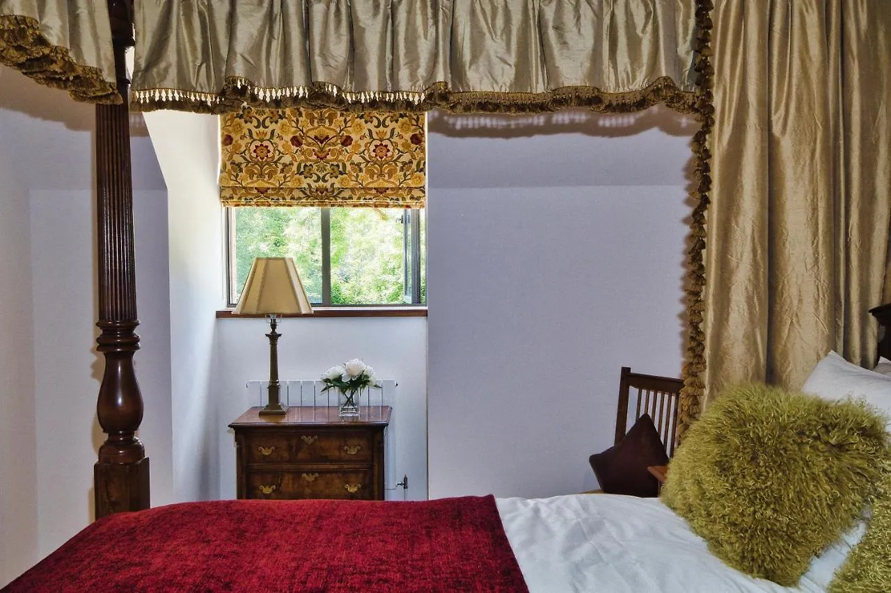 The Loft At Hewletts Farm - Stunning Apartment On The Cotswold Way Close To Cheltenham